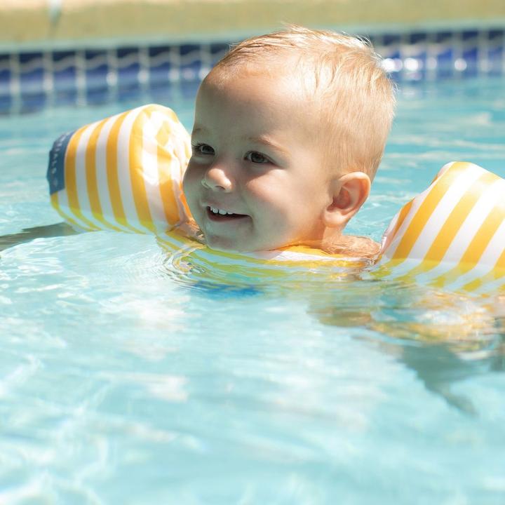 Actual product image Swim Essentials Swim Wings Strap 2-6 years Whale Yellow/White