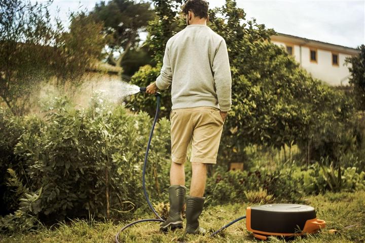 Actual product image Fiskars Waterwheel with wheels (27 m)