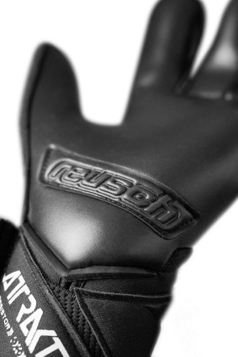 Produktbild Reusch Attrakt Infinity (11)