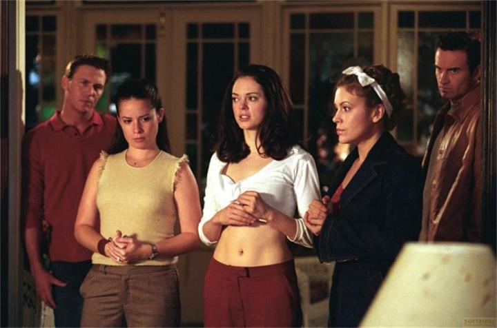 Actual product image Plaion Charmed - Charmed Witches (Blu-ray, 2006, German, English)