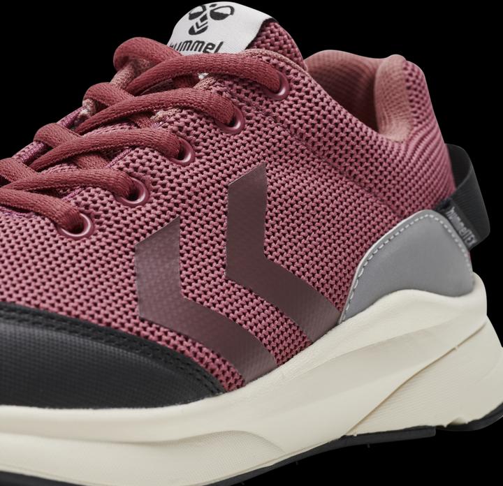 Produktbild hummel Reach 250 Recycled Tex Lace Jr (40)