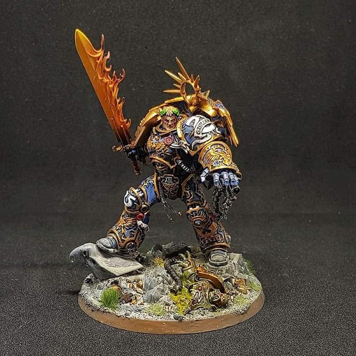 Actual product image Games Workshop Warhammer 40k - Ultramarines Roboute Guilliman (Plastic)