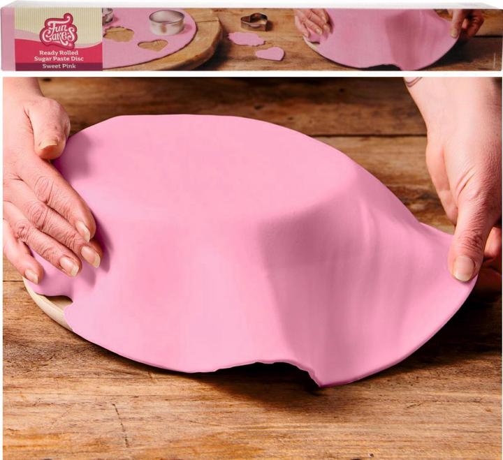 Cake decorations