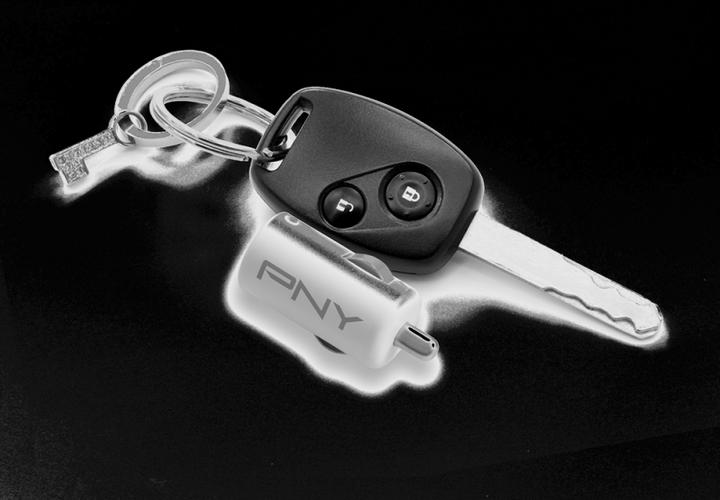 Actual product image PNY Car battery chargers