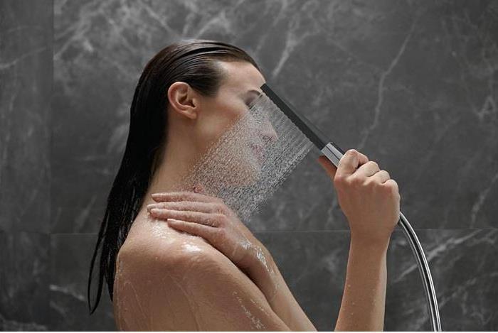 Produktbild hansgrohe Rainfinity Stabhandbrause 100 (1 Strahlarten, 13.80 l/min)