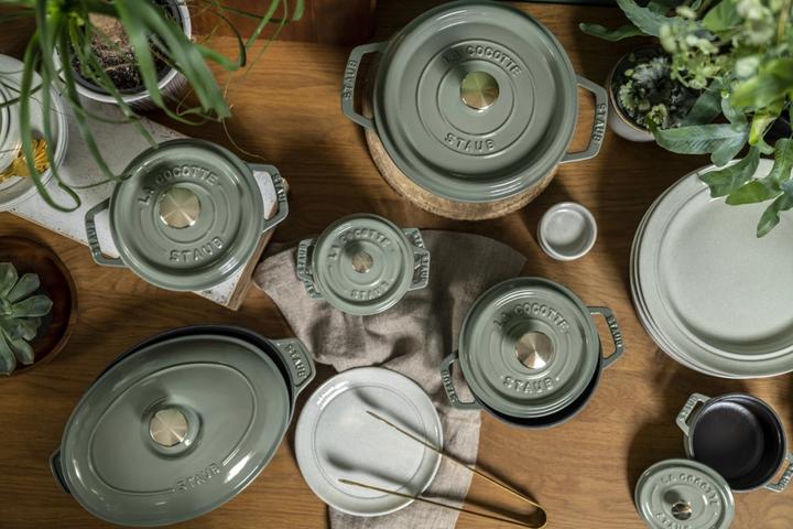 Produktbild Staub Cocotte (22 cm, Bräter + Schmortopf, Gusseisen)
