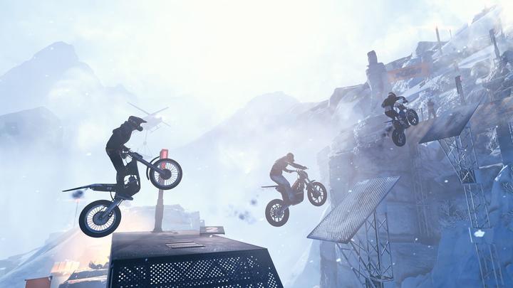 Actual product image Microsoft Trials Rising Gold Edition (Xbox One X, Xbox Series X, Xbox One S, Xbox Series S)
