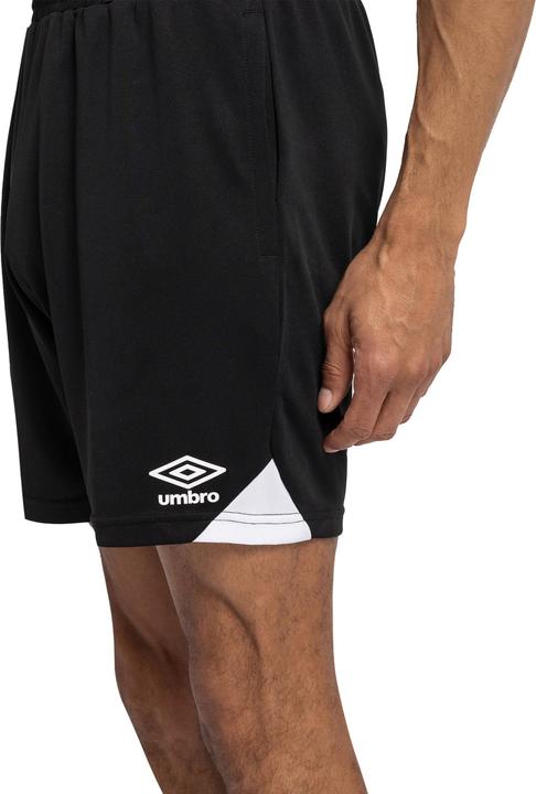 Produktbild Umbro Total Training Shorts (L)