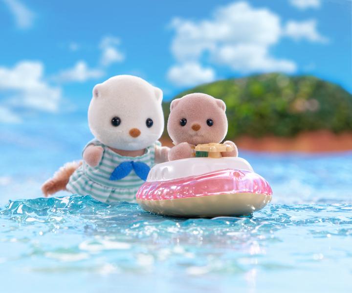 Actual product image Sylvanian Families Sea otter snorkel playset