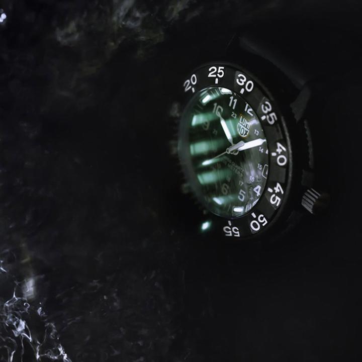 Image du produit Luminox Mer - XS.4221.NV.F (Montre de plongée, 43 mm)