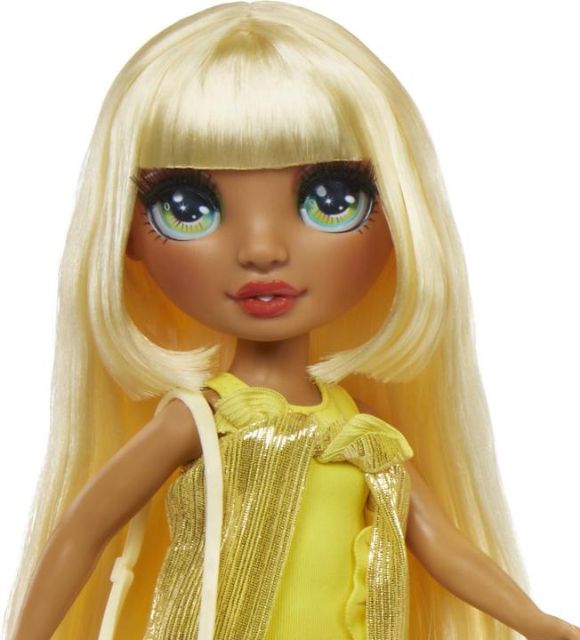 Immagine prodotto MGA Rainbow High Swim & Style Fashion Doll Asst 1