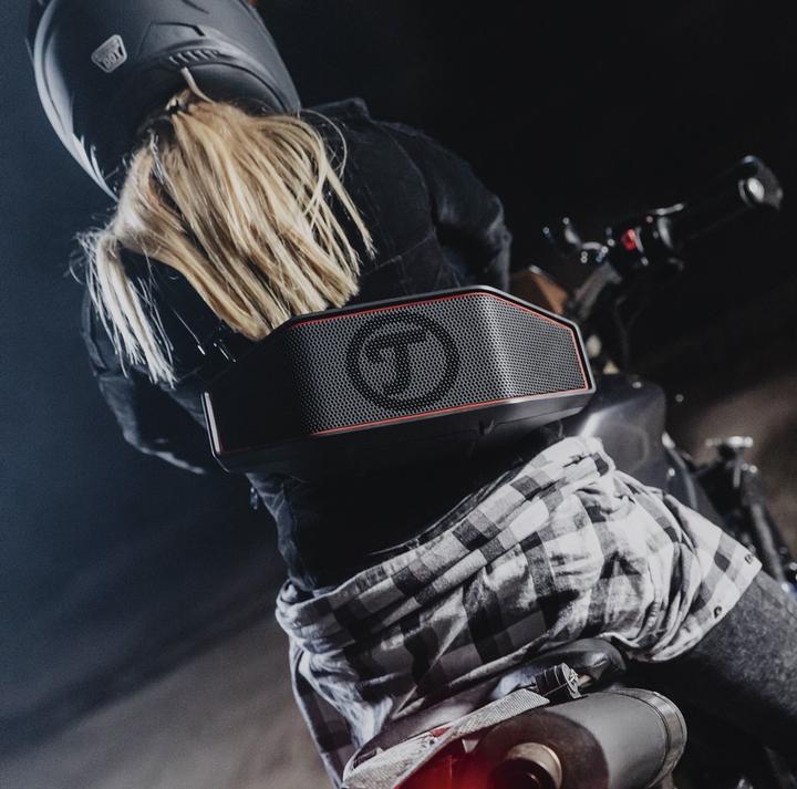 Actual product image Teufel Rockster Cross (16 h, Rechargeable battery operated, Electrical connection)