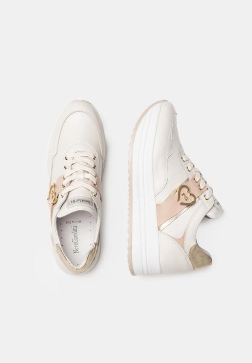Actual product image Nero Giardini Sneaker (41)