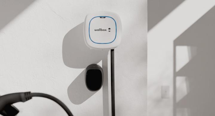 Actual product image Wallbox Pulsar Max 22kW 5m (Type 2, 22 kW, 32 A, Type 2)