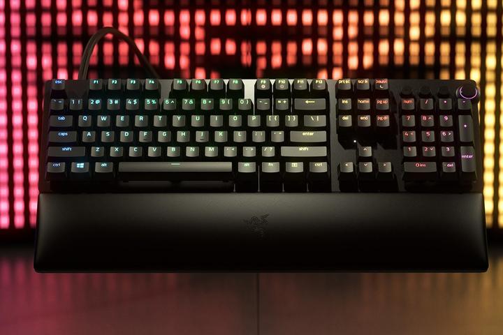 Actual product image Razer Huntsman V2 (DE, Cable)