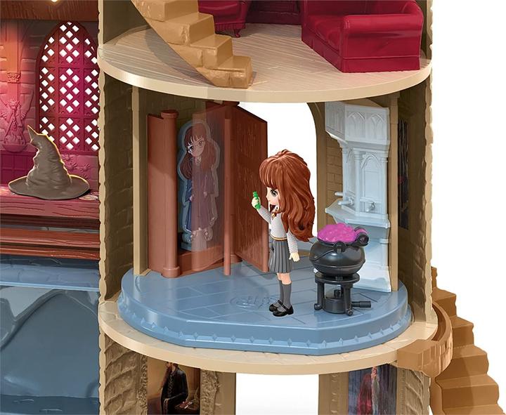 Actual product image Spin Master Hogwarts Castle