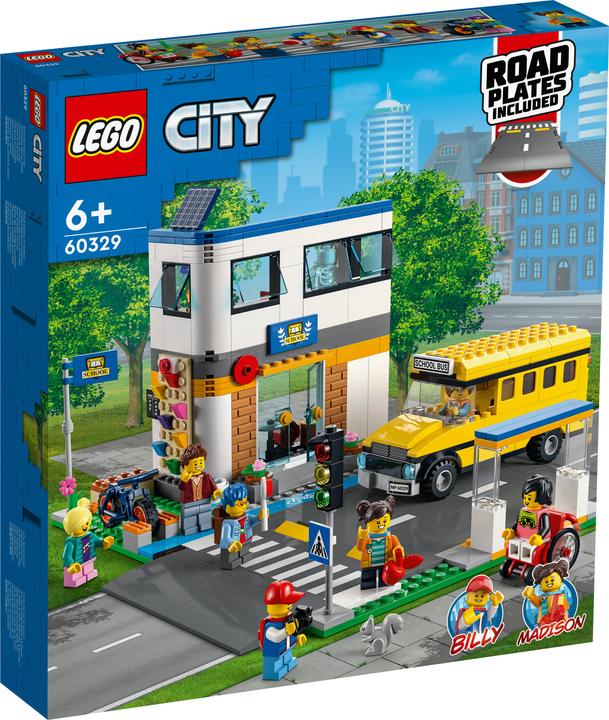 Actual product image LEGO School with school bus (60329, LEGO City)