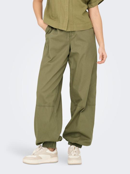 Produktbild Only ONLTINNE Locker geschnitten Hose Hose (32)