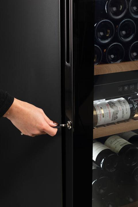 Actual product image Climadiff Wine refrigerator MILLESIME 200B
