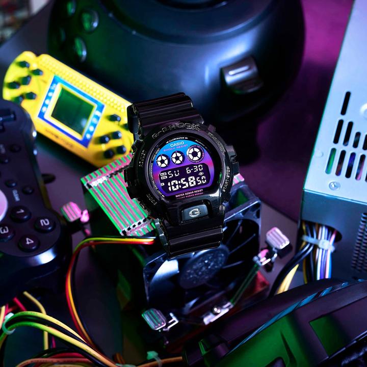 Produktbild Casio G-Shock DW-6900RGB-1ER (Digitaluhr, Chronograph, 50 mm)