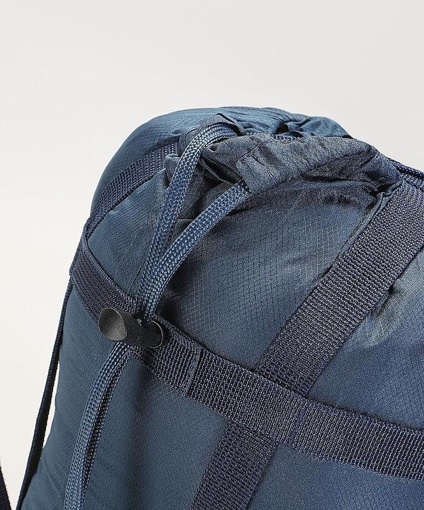 Actual product image Meru Kunstfaserschlafsack Isar 6 Comfort 42x21cm 1350g (210 cm)