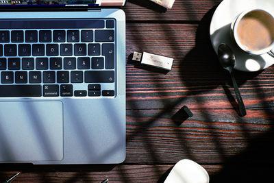 Actual product image MediaRange USB stick (128 GB, USB 3.0)
