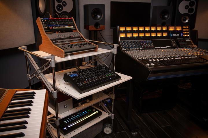 Immagine prodotto Roland SH- 4D Desktop Synthesizer