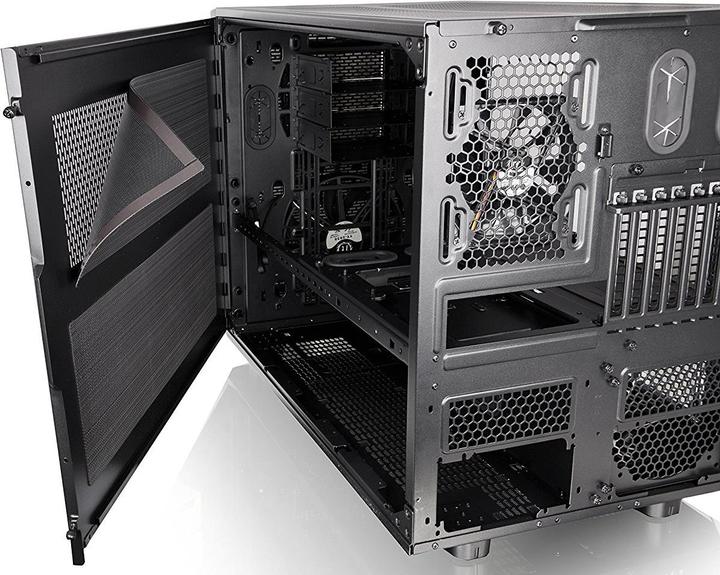 Produktbild Thermaltake Core X9 (ATX, mATX, Mini-ITX, E-ATX)