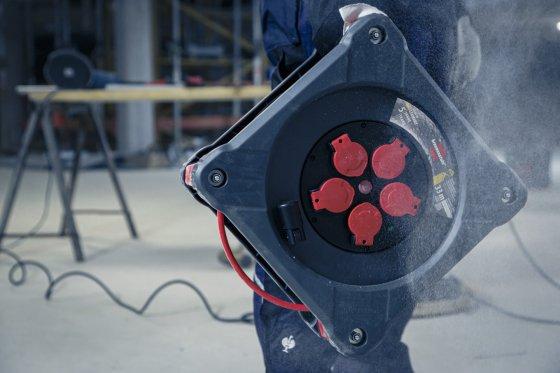 Produktbild Brennenstuhl Professional Kabeltrommel KA 3110 5 mit Rundum-Überrollschutz (33 m, 1.50 mm²)