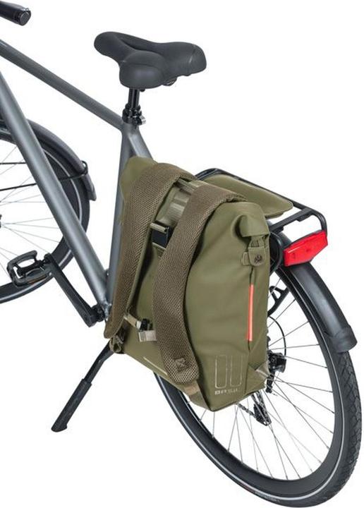 Actual product image Basil SoHo (17 l, Luggage carrier bag)