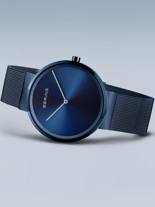 Actual product image Bering Classic (Analogue wristwatch, 39 mm)