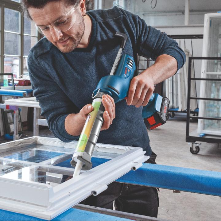 Produktbild Bosch Professional GCG 18V-310