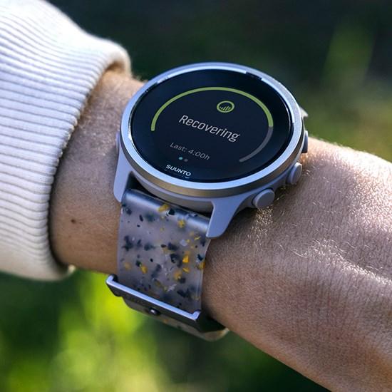 Immagine prodotto Suunto Urban 7 Cinturino in silicone Multicolore S (22 mm, Silicone, Urbano 7, 9 Picco, 5 Picco)