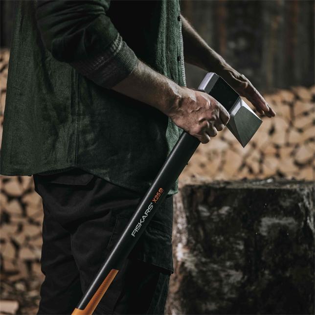 Image du produit Fiskars La hache de guerre
