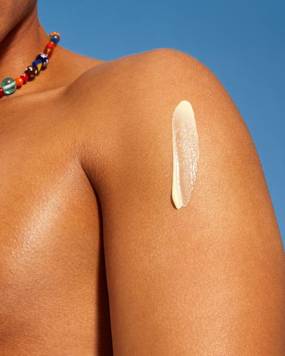 Actual product image NIVEA Sensitive Immediate Protect (Sun lotion, SPF 50+, 200 ml, 236 g)