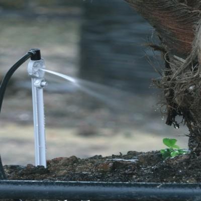 Immagine prodotto Netafim Barra di spruzzo con gocciolatore Junior CNL montato, spruzzatura unilaterale