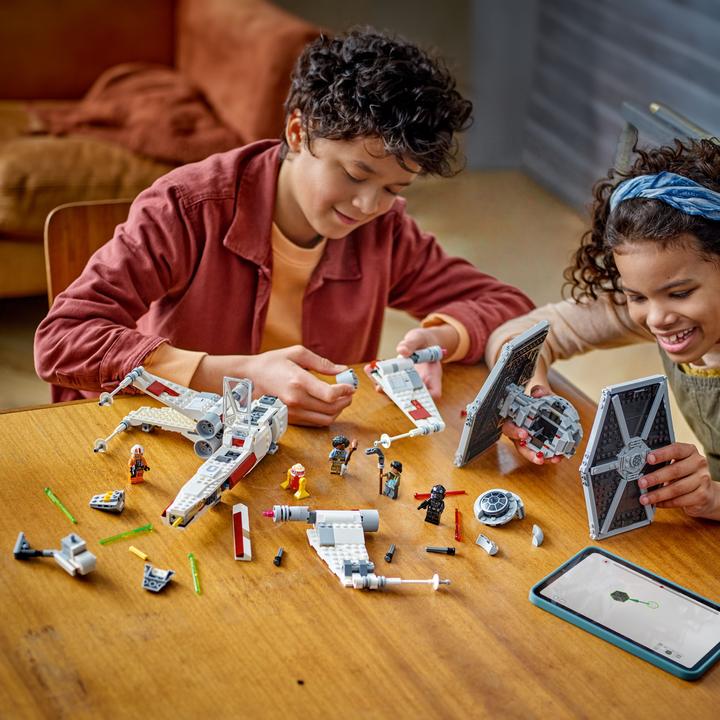 Actual product image LEGO Mashup of TIE Fighter & X-Wing (75393, LEGO Star Wars)