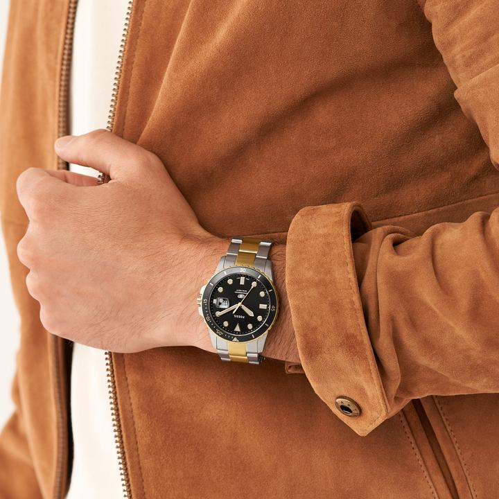 Actual product image Fossil Blue (Analogue wristwatch, 42 mm)