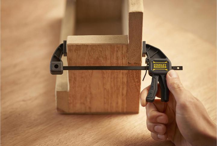 Produktbild Stanley Einhandzwinge (120 mm)