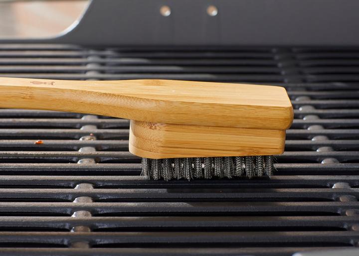 Actual product image Weber Grill brush (46 cm)