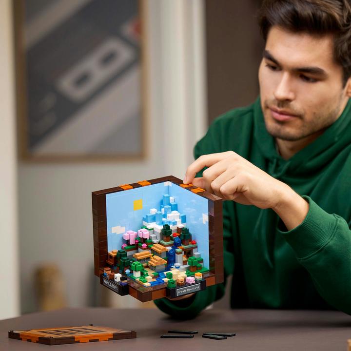 Actual product image LEGO The Crafting Table (21265, LEGO Minecraft)