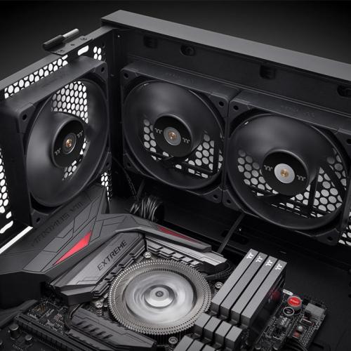 Produktbild Thermaltake TT TOUGHFAN 12 Pro 1er bk CL-F139-PL12BL-A (120 mm, 1 x)