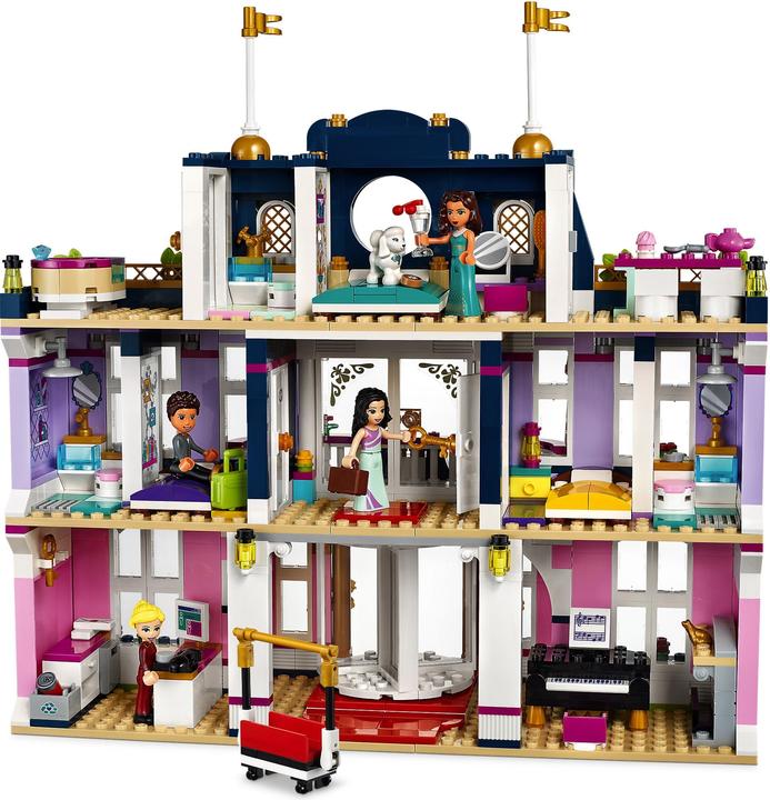 Actual product image LEGO Heartlake City Hotel (41684, LEGO Friends)