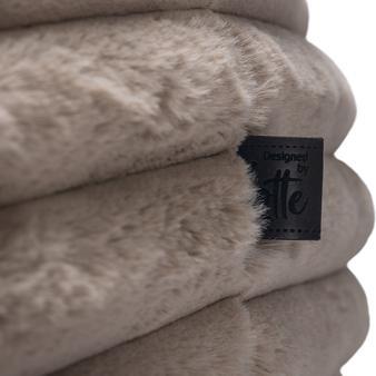 Productafbeelding Designed by Lotte Reza ligkussen (Hond)