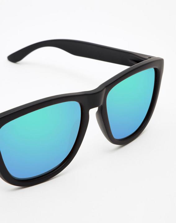 Actual product image Hawkers ONE TR90 #carbon black emerald