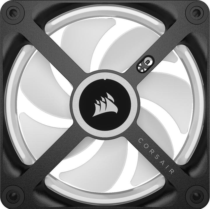 Actual product image Corsair iCUE LINK QX120 RGB 120 mm PWM fan (black, starter kit) (120 mm, 3 x)