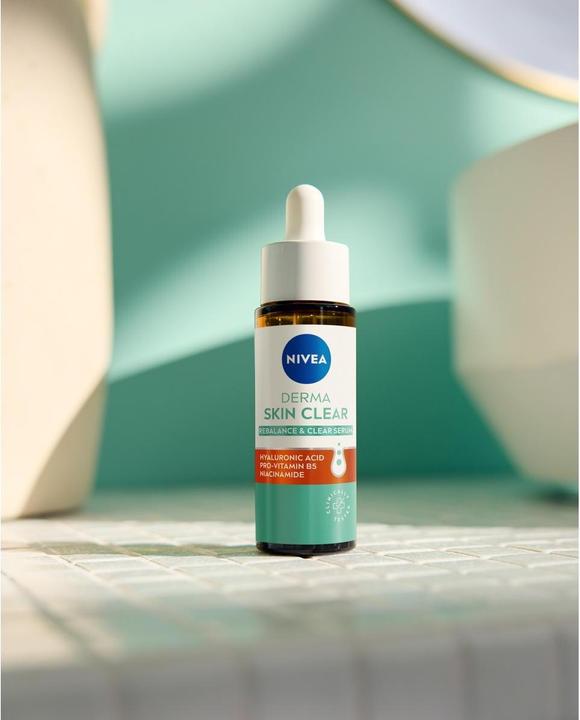 Produktbild NIVEA Derma Skin Clear (30 ml)