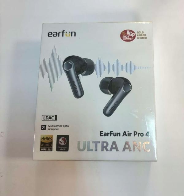 Productafbeelding EarFun Air Pro 4 (ANC, 7.50 h, Draadloze)