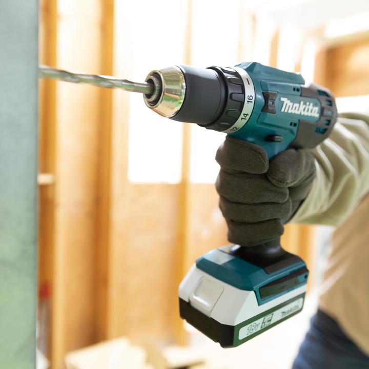 Productafbeelding Makita DF488D002 Accuboormachine 18V 1,5Ah Li-Ion incl. 2e accu, incl. oplader, incl. koffer (Oplaadbare batterij)