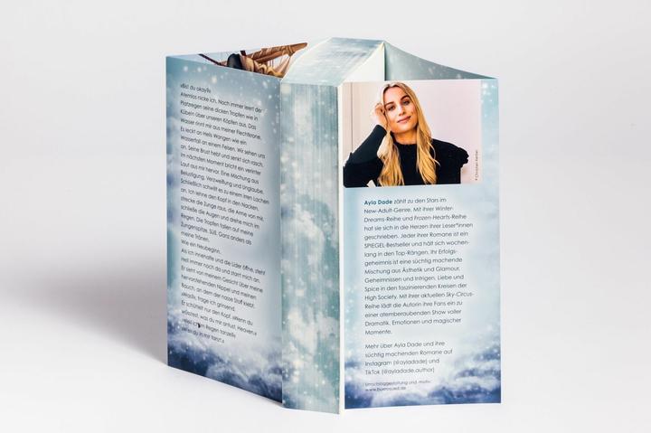 Actual product image A Thousand Flames Below (German, Ayla Dade, 2025)